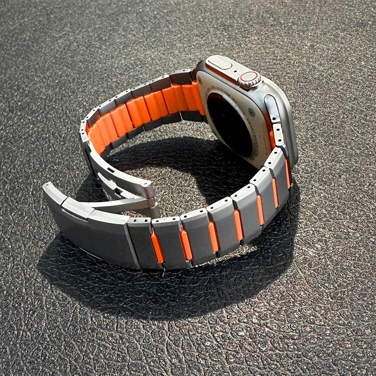 For Apple Watch 49mm / 46mm / 45mm / 44mm Curved Two-Tone Side-Release Stainless Steel Watch Band