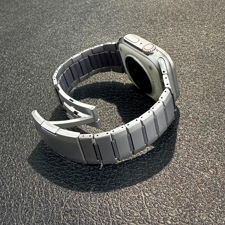 For Apple Watch 49mm / 46mm / 45mm / 44mm Curved Two-Tone Side-Release Stainless Steel Watch Band