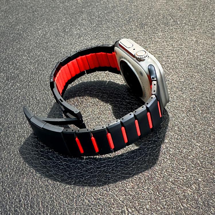 For Apple Watch 49mm / 46mm / 45mm / 44mm Curved Two-Tone Side-Release Stainless Steel Watch Band