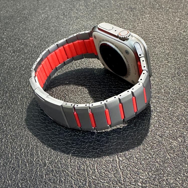 For Apple Watch 42mm / 41mm / 40mm / 38mm Curved Two-Tone Side-Release Stainless Steel Watch Band