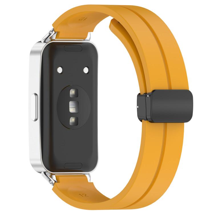For Huawei Band 11 / Band 11 Pro Folding Magnetic Black Clasp Solid Color Silicone Watch Band