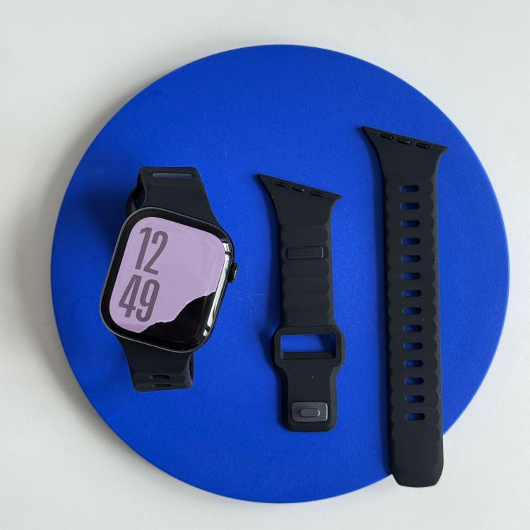 For Apple Watch 46mm / 49mm / 45mm / 44mm Irregular Twill Reverse Nail Buckle Silicone Watch Band