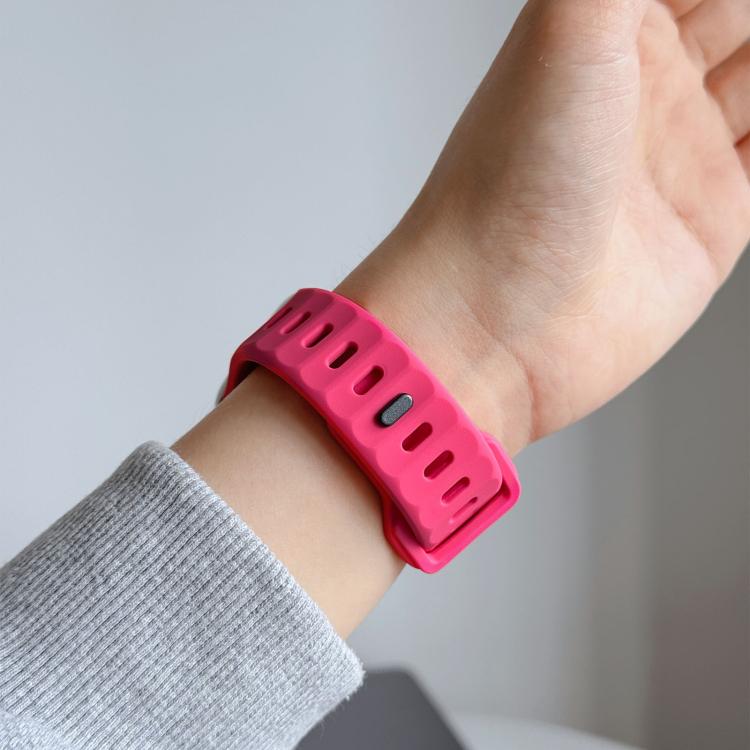 For Apple Watch 46mm / 49mm / 45mm / 44mm Irregular Twill Reverse Nail Buckle Silicone Watch Band