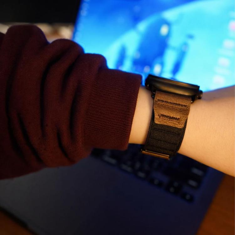 For Apple Watch 46mm / 49mm / 45mm / 44mm Retro Vegan Leather Label Alpine Nylon Loop Watch Band