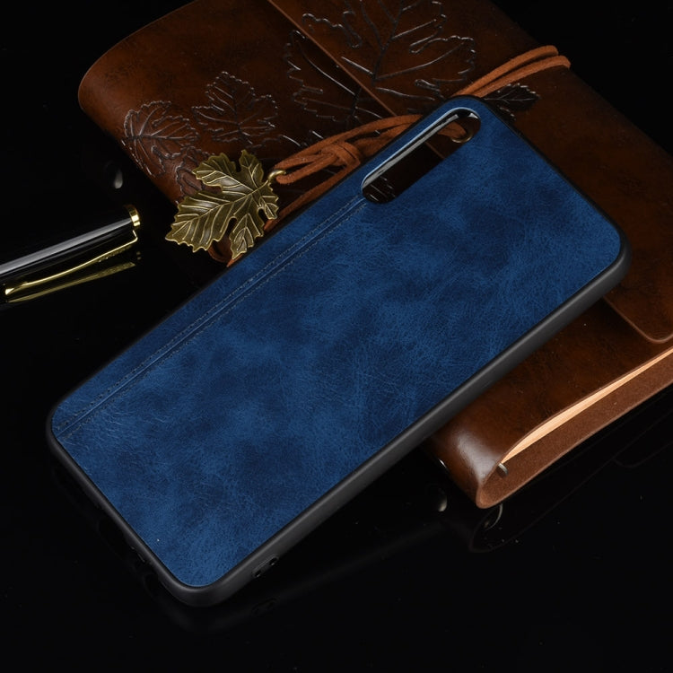 For Huawei Honor Play 3 Shockproof Sewing Cow Pattern Skin PC + PU + TPU Case