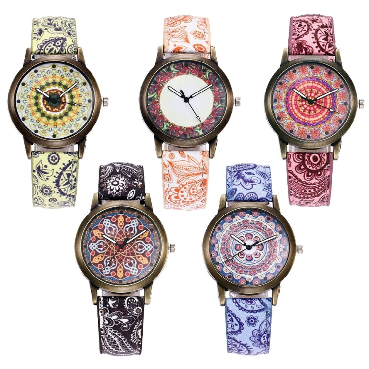 W0800 Retro Flower Pattern Leather Belt Quartz Watch