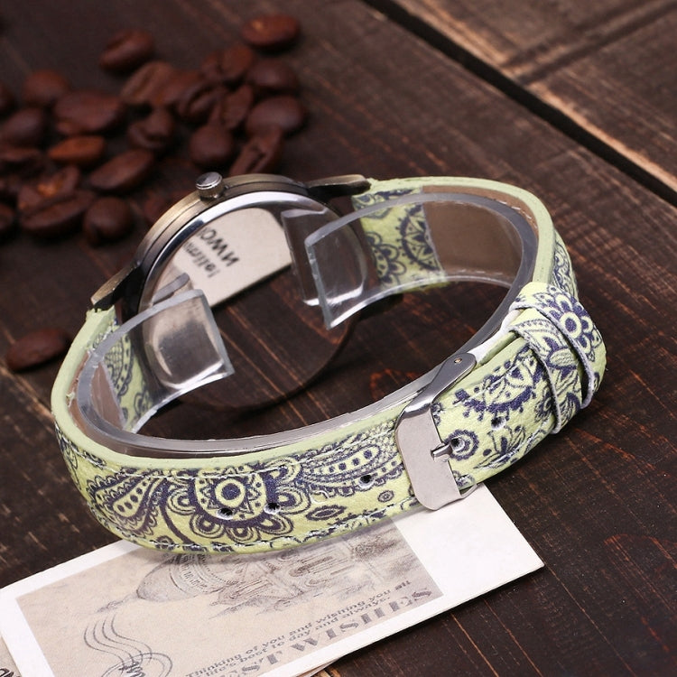 W0800 Retro Flower Pattern Leather Belt Quartz Watch