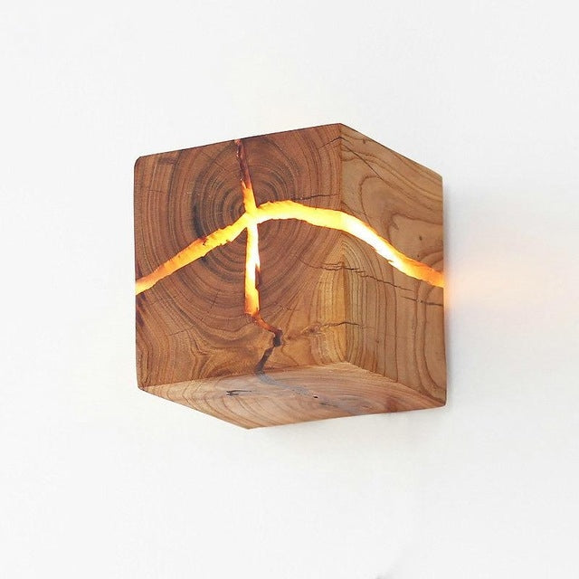 Creative Wooden Bedside Aisle Decorated Small Night Light Cracked Wooden Wall Lamp, Random Crack Delivery