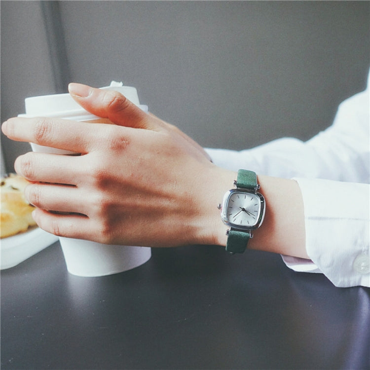 Small Retro Square Dial Leather Straps Watch for Women