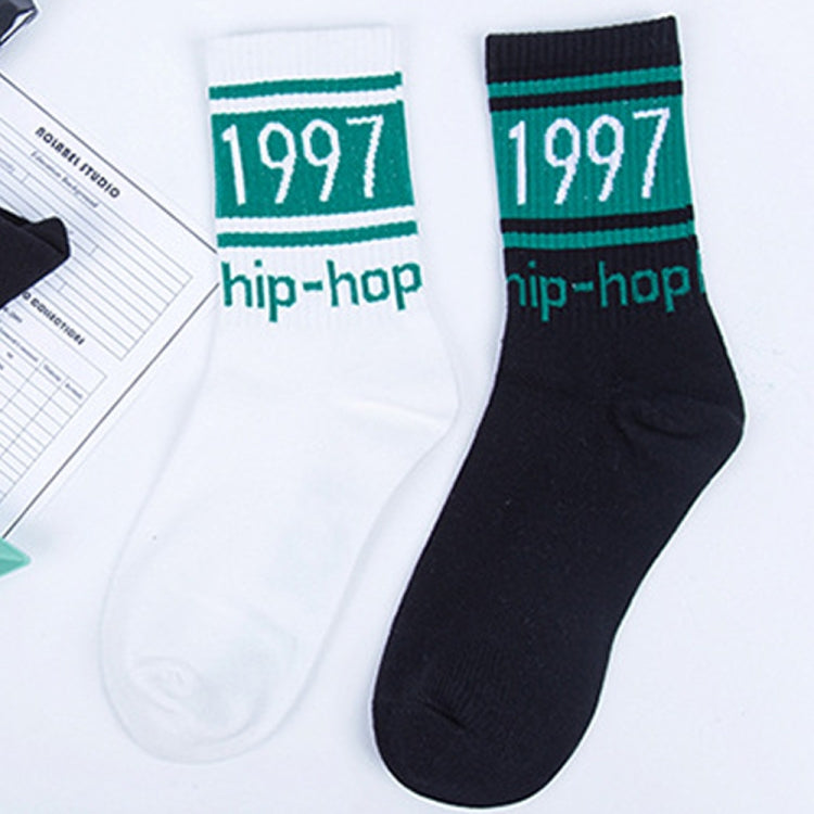 3 Pairs Street Beat Retro Hip Hop Simple Tube Socks Sports Skateboard Socks, Size:One Size