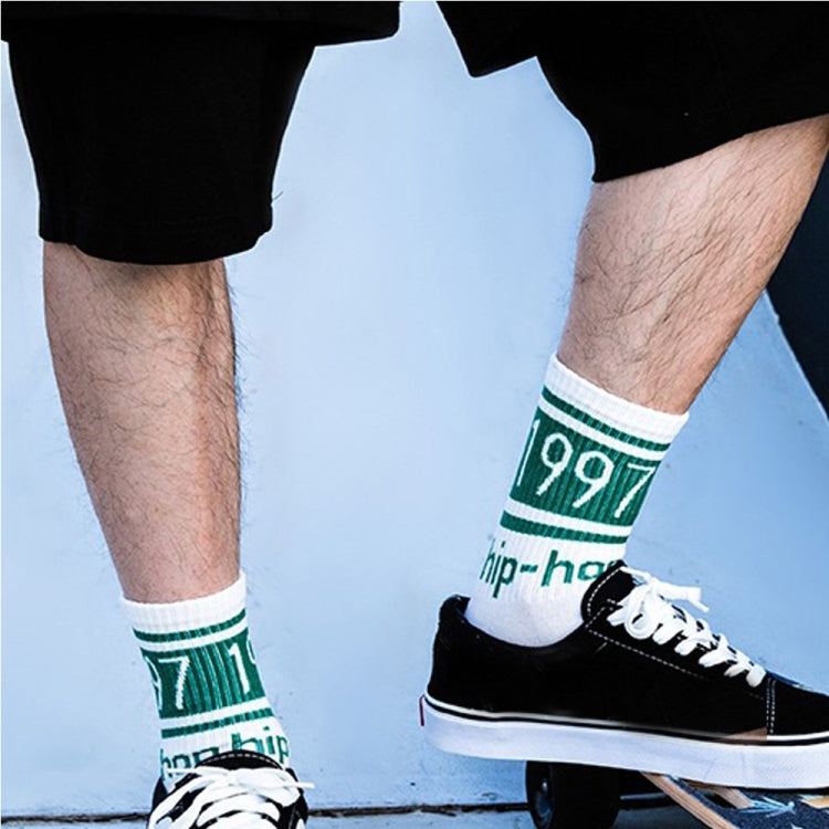 3 Pairs Street Beat Retro Hip Hop Simple Tube Socks Sports Skateboard Socks, Size:One Size