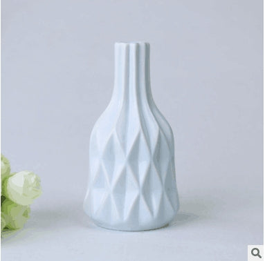 Creative Irregular Ceramic Vases Home Decor Small Flower Vase for Living Room Tabletop Ornaments Crafts, Size:Small