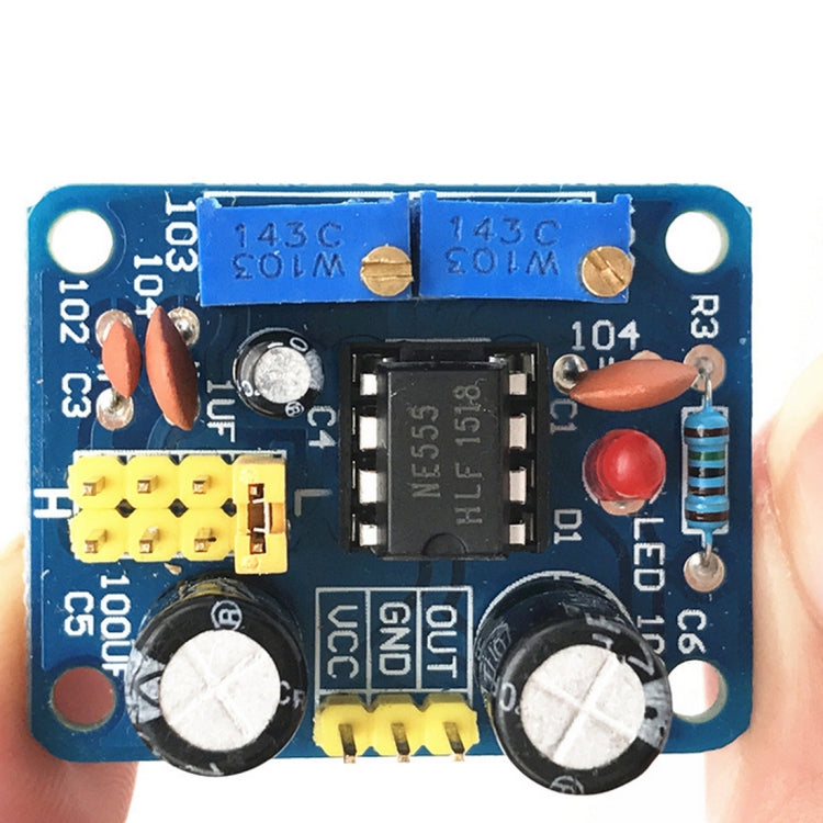 NE555 Pulse Module Board Frequency Duty Cycle Adjustable Square Wave Rectangular Wave Signal Generator