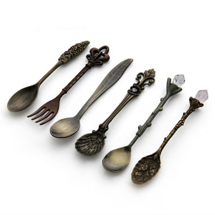 2Sets Vintage Mini Coffee Spoons Suit Royal Style Metal Carved Coffee Fruit Cutler Dessert Flatware Kitchen Tools Antique Bronzeï¼ˆWith Red Forkï¼‰