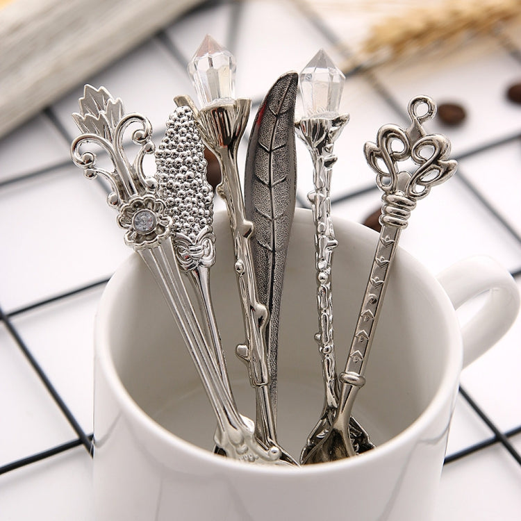 2Sets Vintage Mini Coffee Spoons Suit Royal Style Metal Carved Coffee Fruit Cutler Dessert Flatware Kitchen Tools Silver
