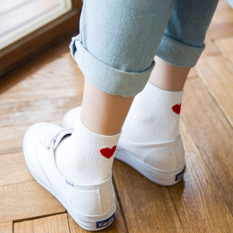 5 Pairs Embroidered heart shape cotton lady cotton socks stack socks(White)