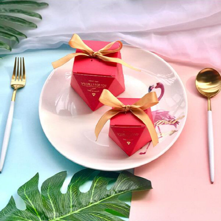 5 PCS Wedding Diamond Shaped Romantic Creative Wedding Supplies Wedding Candy Gift Box, Color:Hand Painting-Red Ribbon, Size:5.8Ã—8Ã—6cm