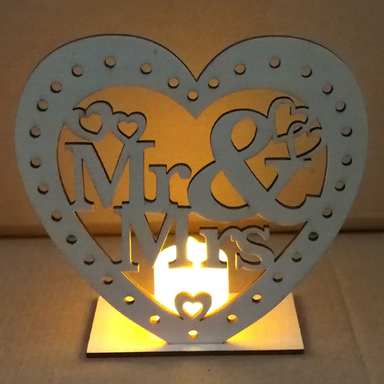 2 PCS Creative Heart Shaped Wooden Decoration Romantic Wooden Sign LED Candle Light