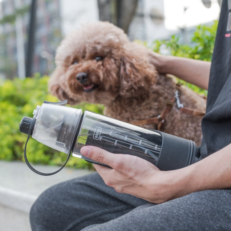 Personal Pet Dual Purpose Pet Spray Type Portable Outgoing Cup Dog Drinking Fountain