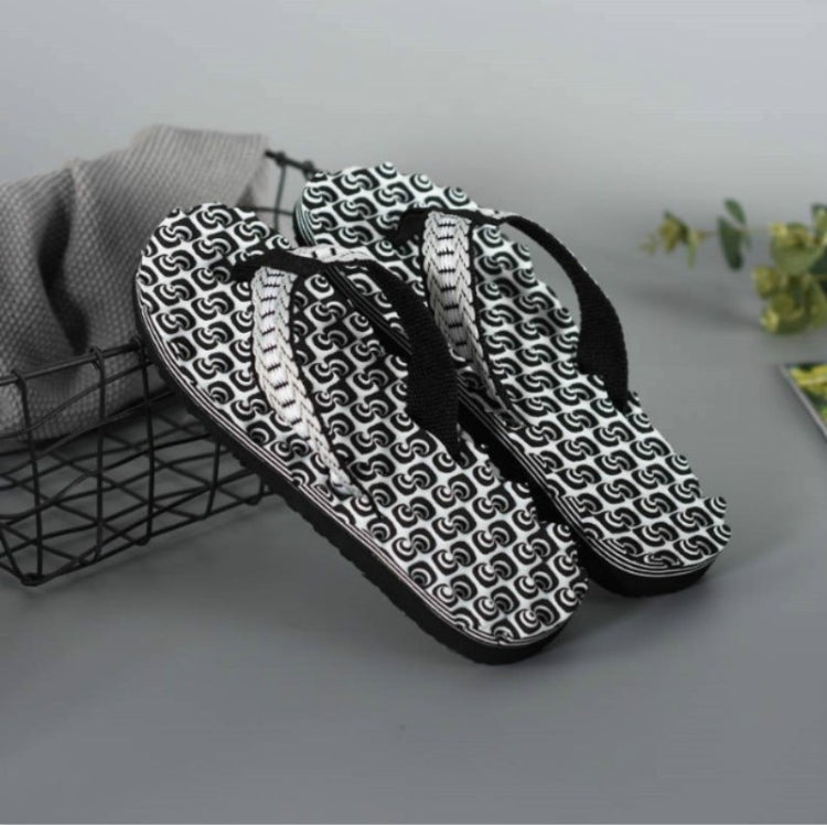 2 Pairs Men Anti-slip Soft Bottom Fashion Wear Massage Sandals Slippers, Size:43