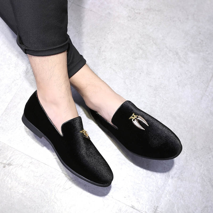 Casual Sickle Suede Men Shoes Flat Slip-on Pointed Toe Dress Shoes Loafer, Size:41