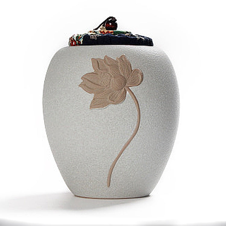 Medium Stoneware Black Pottery Seal Saving Tea Can Tea Pot