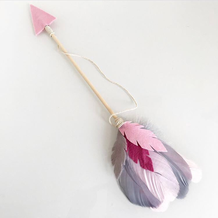 Wooden Arrow Feather Pendant Game Tent Decoration