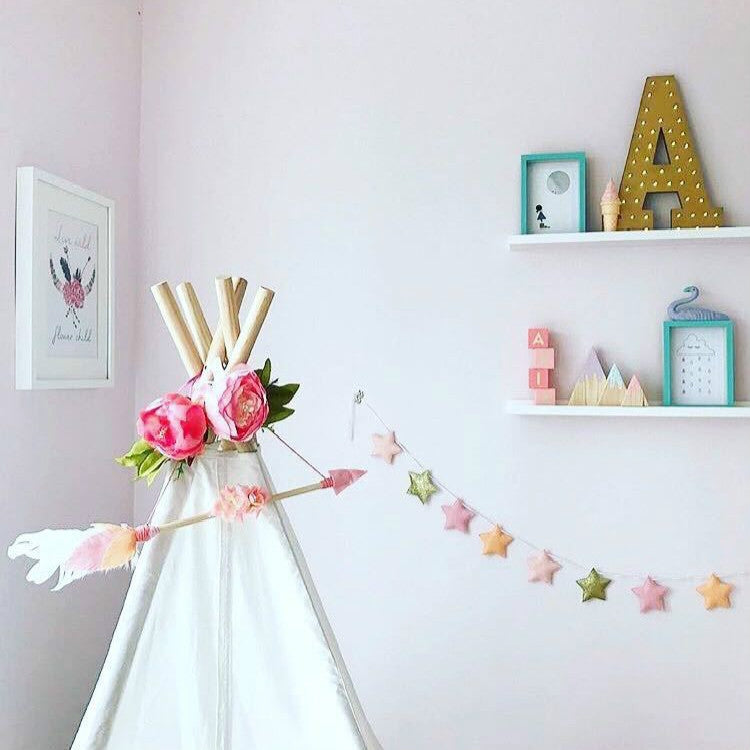 Wooden Arrow Feather Pendant Game Tent Decoration