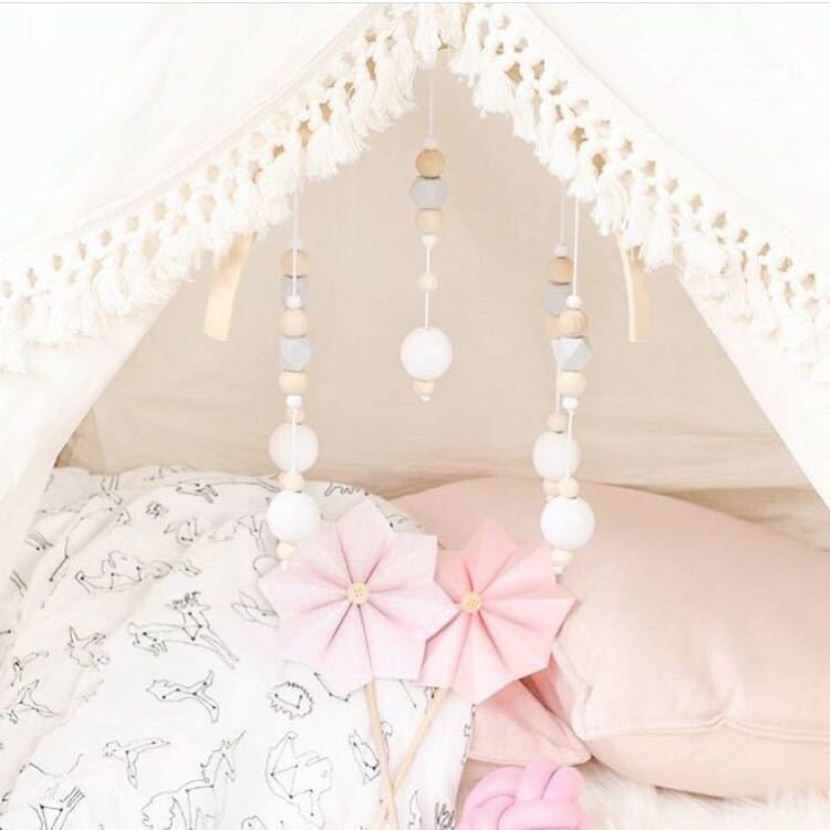 Home Wooden Beads Wind Chime Bed Bell Children's Room Decoration Bed Account with Photography Props