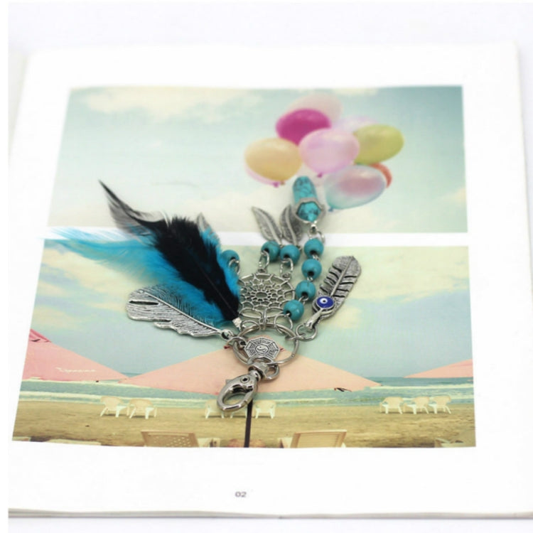 Creative Hollow Feather Car Bag Keychain Small Ornaments Pendant