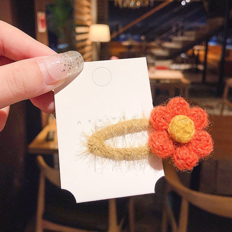 Girls Beautiful Woolen Yarn Flower Lined Snap Hair Clips