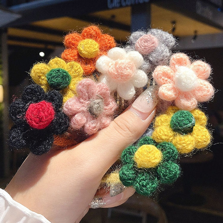 Girls Beautiful Woolen Yarn Flower Lined Snap Hair Clips