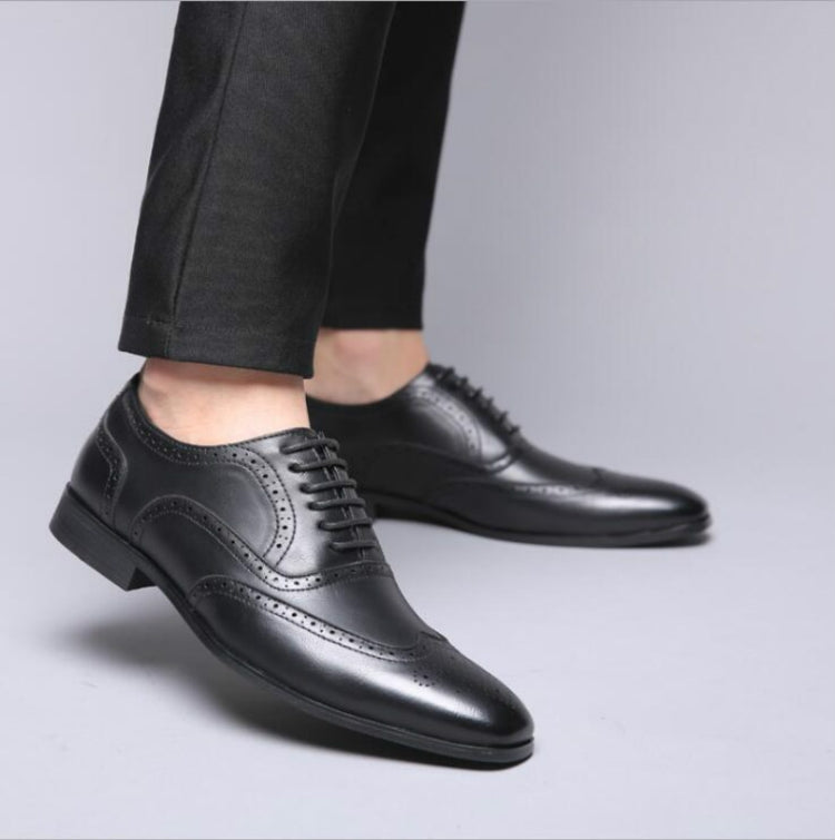 Large Size Men Retro Business Dress Fashion British Leather Shoes, Size:44
