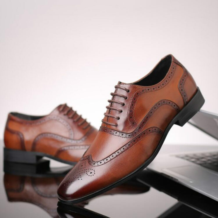 Large Size Men Retro Business Dress Fashion British Leather Shoes, Size:46