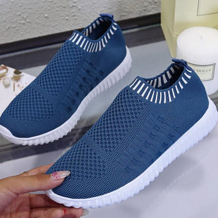 Large Size The Trend Of Women Shoes Wild Sports Leisure Flying Running Shoes, Shoe Size:42
