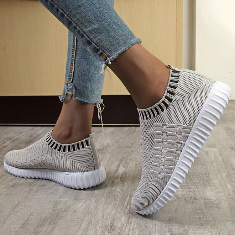 Large Size The Trend Of Women Shoes Wild Sports Leisure Flying Running Shoes, Shoe Size:42