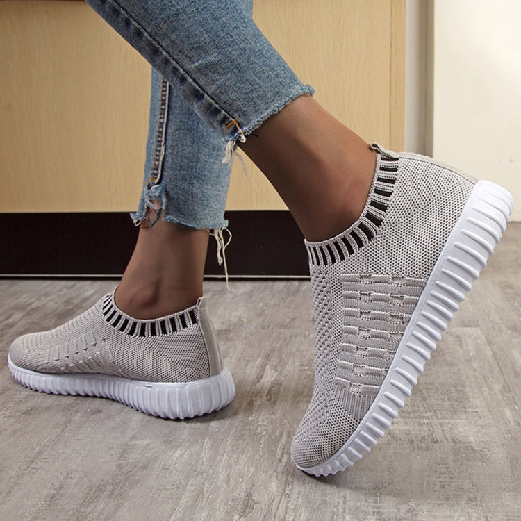 Large Size The Trend Of Women Shoes Wild Sports Leisure Flying Running Shoes, Shoe Size:42