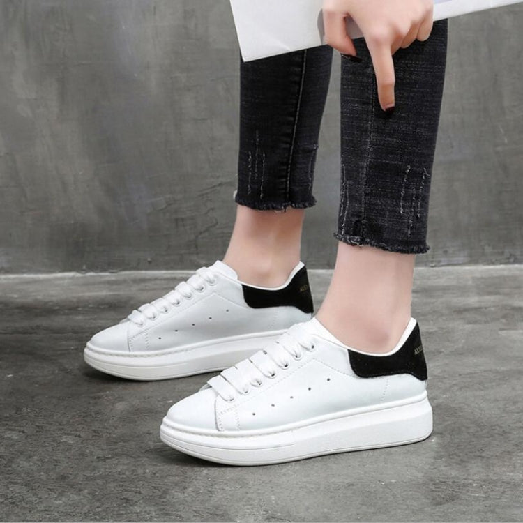 Women Shoes Leather Sponge Thick Platform Bottom Increased Breathable Sneakers, Size:39(Black White)