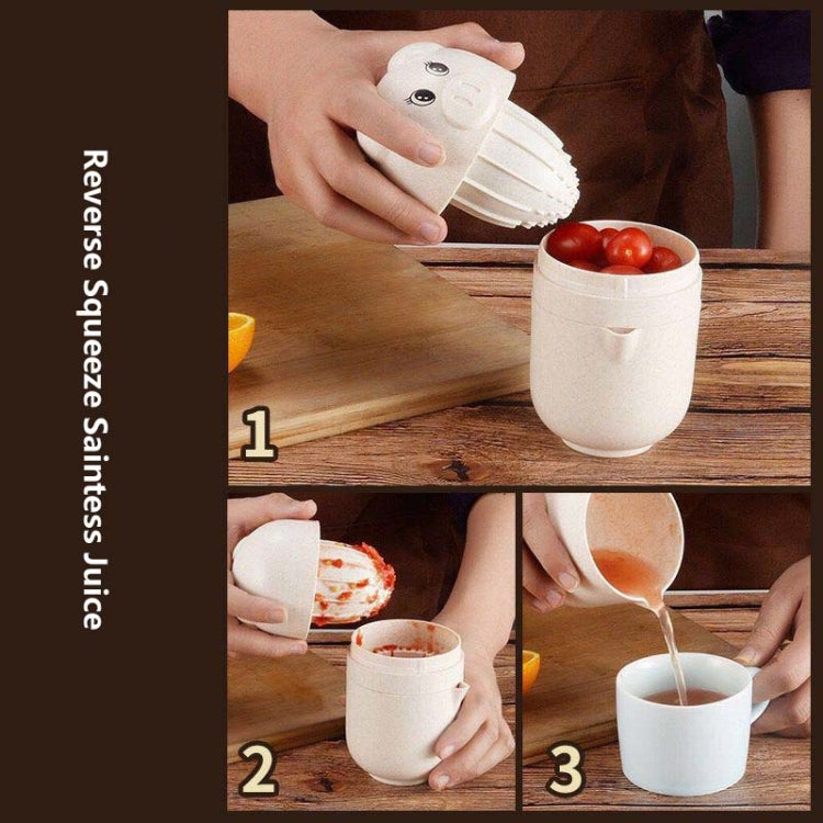 2 PCS Manual Juicer Small Portable Juicer Cup Mini Home Squeezer, Random Color Delivery