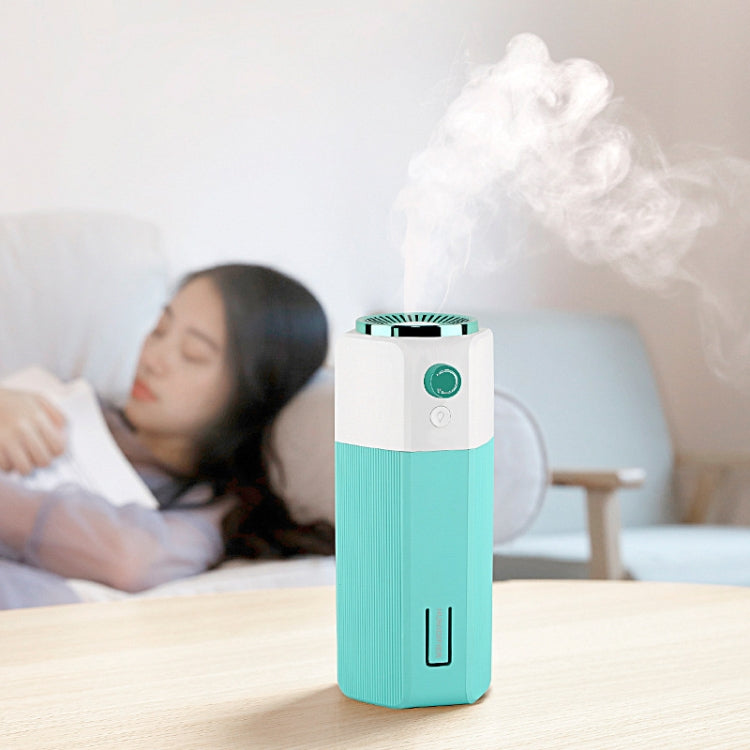 Household Small USB Mini Car Humidifier Desktop with Lamp Alcohol Atomizer Sprayer(Blue)