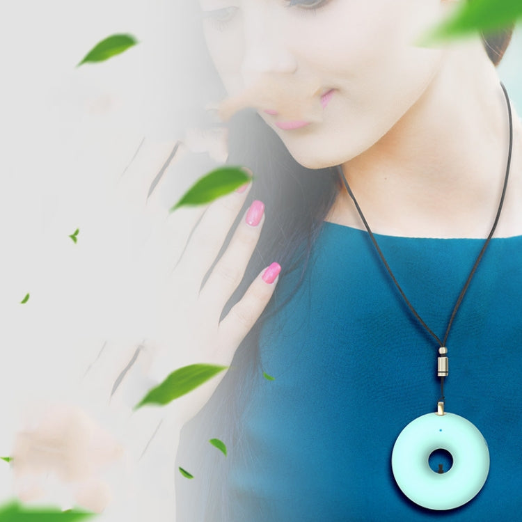 Hanging Neck Portable Negative Ion Air Purifier Portable Car Household Mini Formaldehyde Removal Smoke Purifier