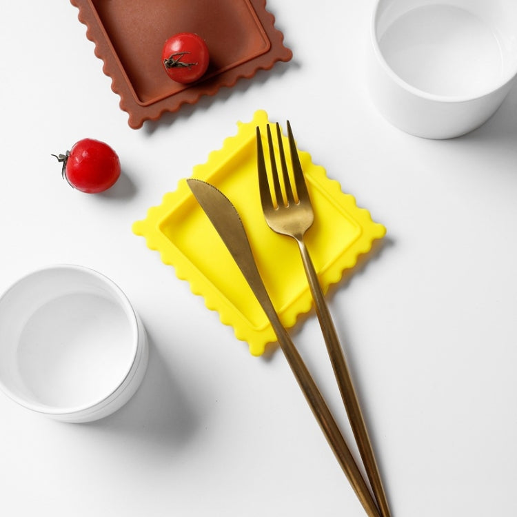3 PCS Biscuit Shape Desktop Silicone Heat Insulation Anti-Scalding Soup Spoon Pad