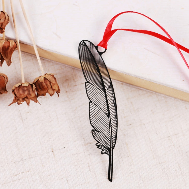 2 PCS Ferrous Metal Bookmarks Creative Stationery Gifts Feather