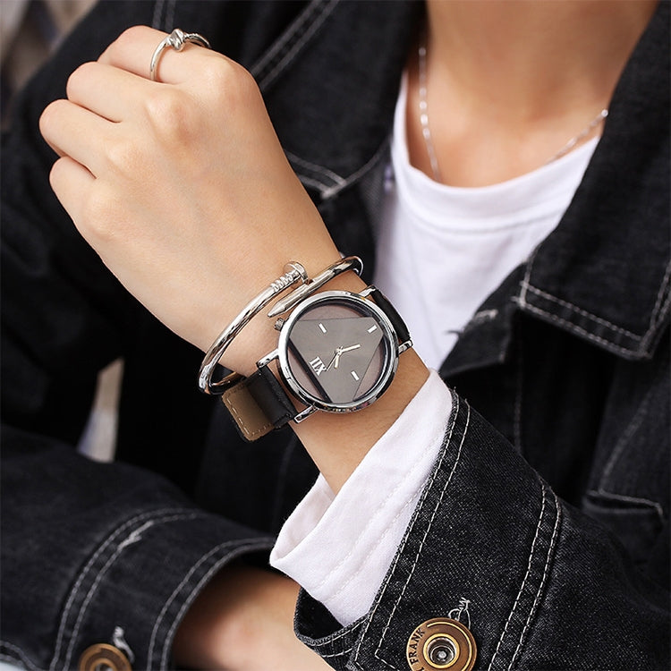 Women Triangle PU Leather Belt Quartz Watch