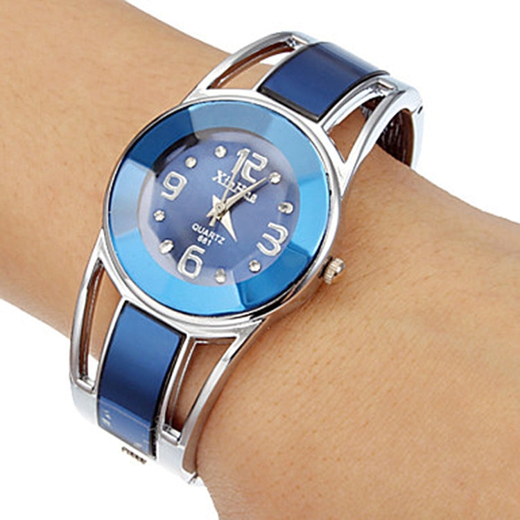 XinHua Women Diamond Mirror Surface Hollow Stainless Steel Bracelet Quartz Watch