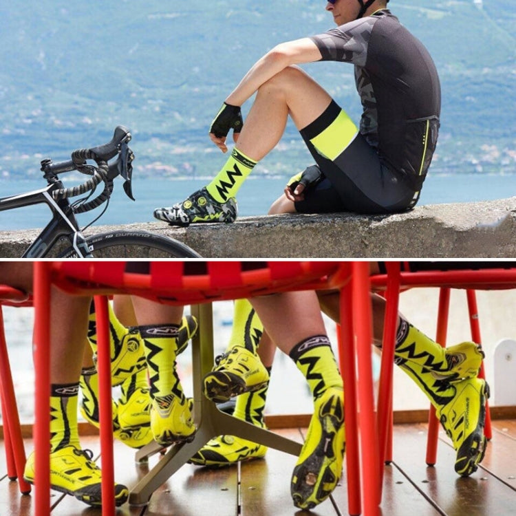Men Women Coolmax Cycling Socks Breathable Basketball Running Football Socks