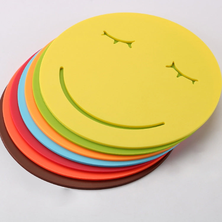3 PCS Smile Face Expression Shape Food Grade Silicone Placemat Household Insulation Pad Cartoon Expression Non-Slip Table Mat Microwave Heating Pad