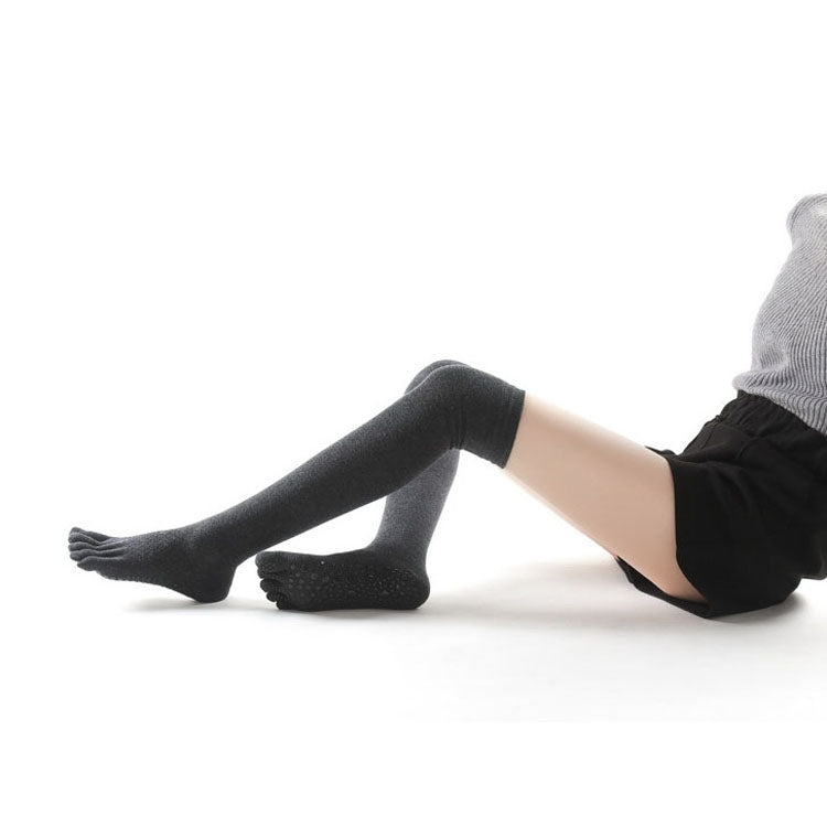 Ladies Over The Knee Yoga Socks Winter Warm Non-Slip Dance Five-Finger Socks, Size: Free Size