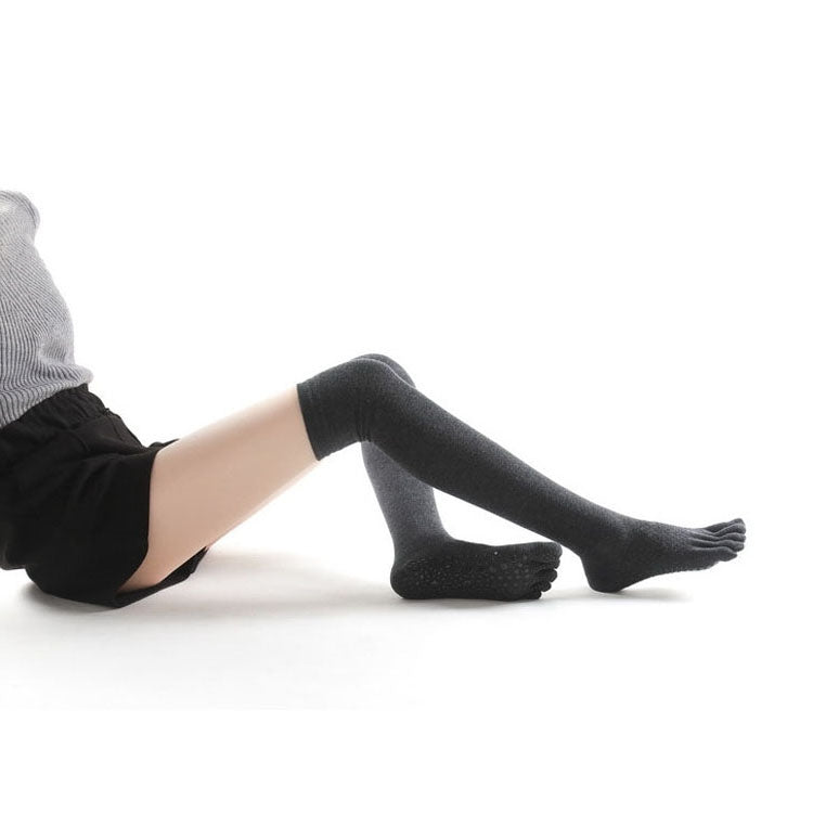 Ladies Over The Knee Yoga Socks Winter Warm Non-Slip Dance Five-Finger Socks, Size: Free Size