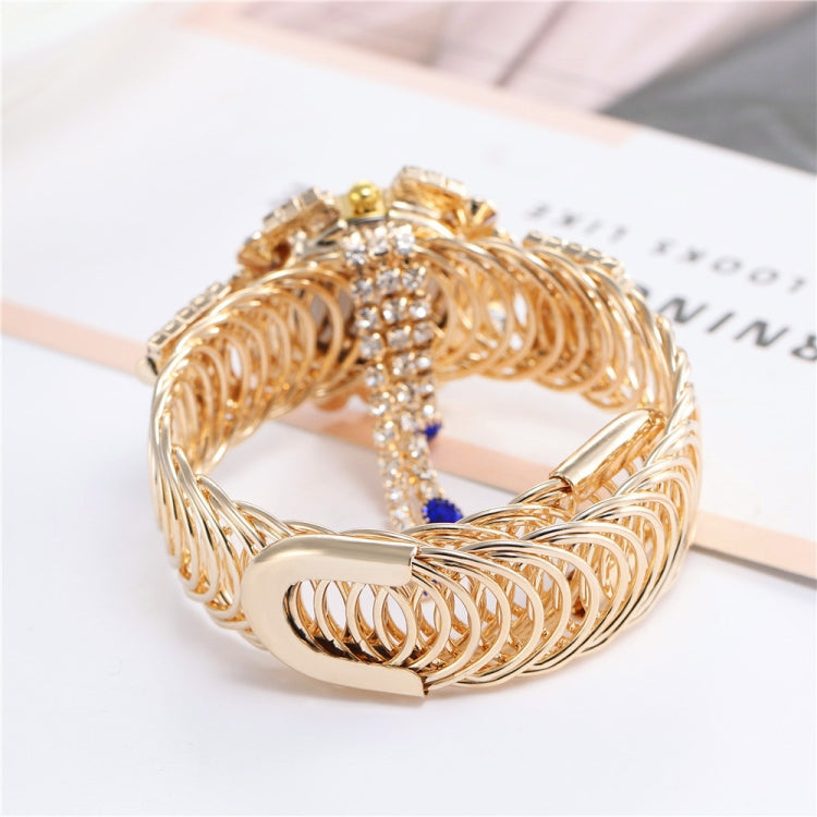 Ladies Bracelet Watch Quartz Watch Personality Wild Watch with Diamonds Pendant